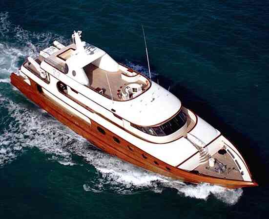 46M-TRI-DECK-LUXURY-YACHT